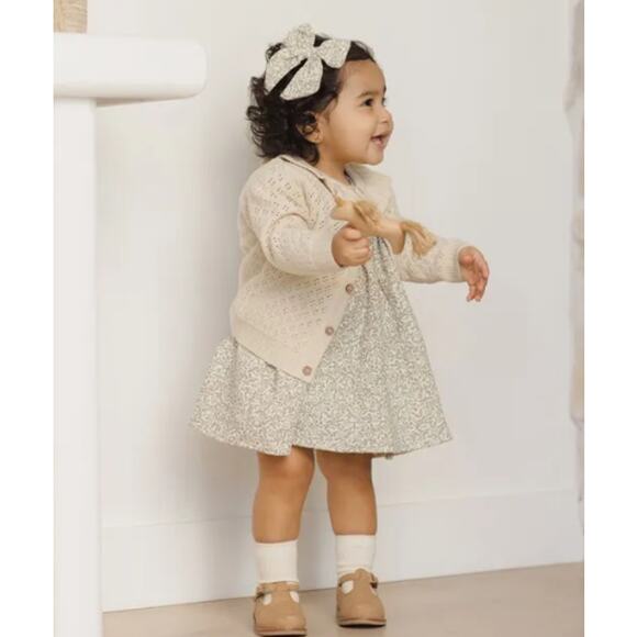 Quincy Mae Organic Ruffle Collar Cardigan in Natural - Size 3-6 Months - Picture 3 of 5